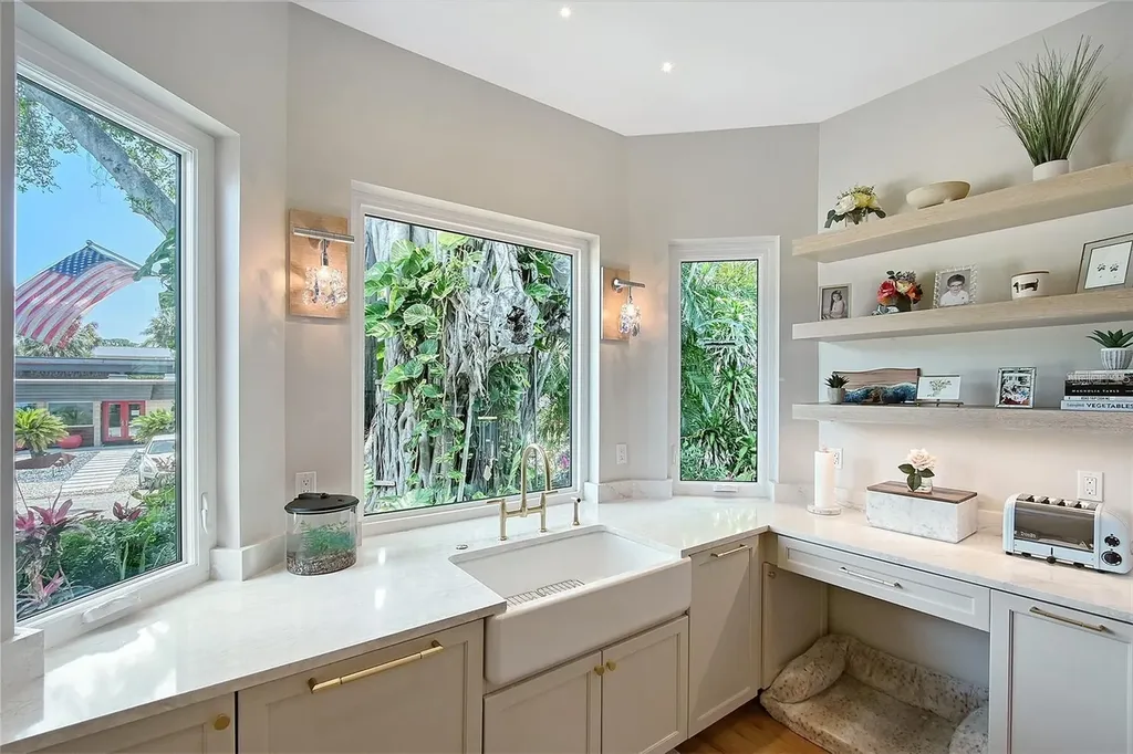 3921 Maravic Place Sarasota FL 34231