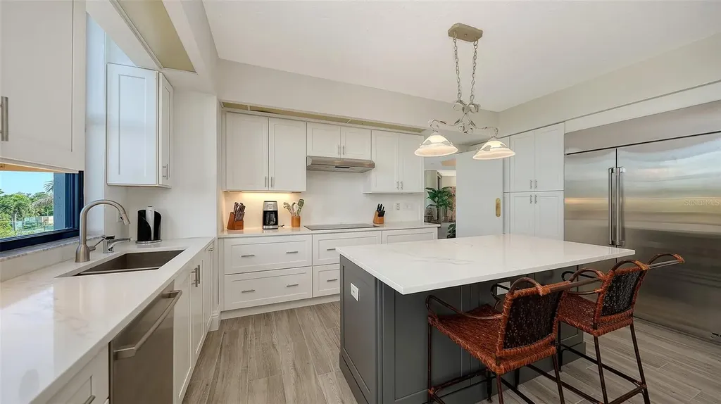 1241 Gulf Of Mexico Drive Longboat Key FL 34228