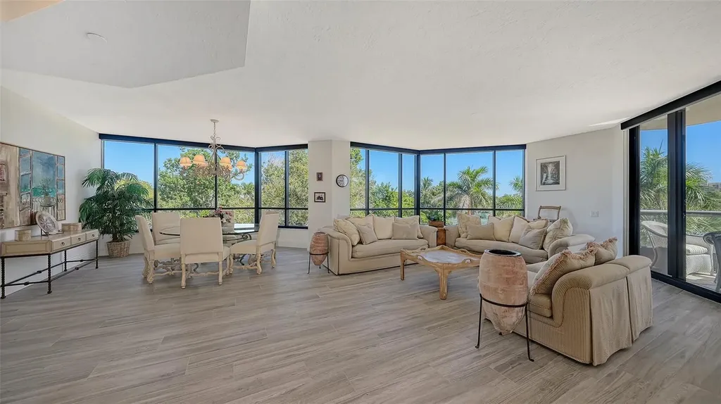 1241 Gulf Of Mexico Drive Longboat Key FL 34228