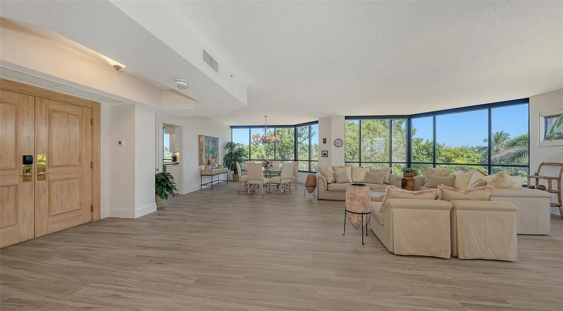 1241 Gulf Of Mexico Drive Longboat Key FL 34228