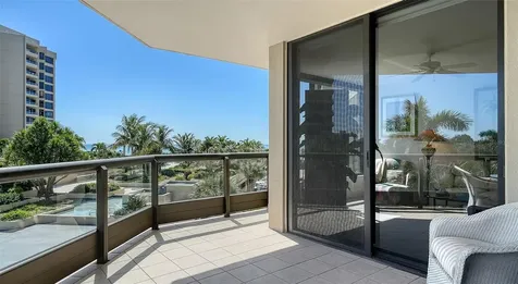 1241 Gulf Of Mexico Drive Longboat Key FL 34228