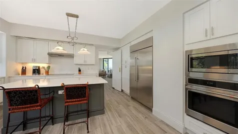 1241 Gulf Of Mexico Drive Longboat Key FL 34228