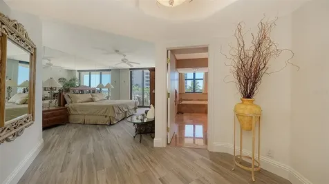 1241 Gulf Of Mexico Drive Longboat Key FL 34228