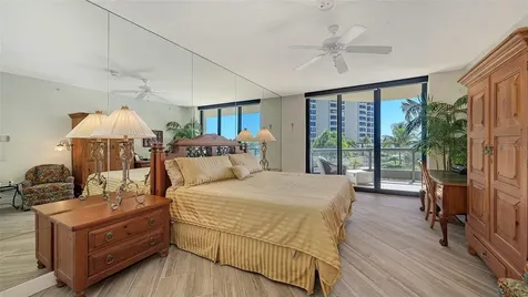 1241 Gulf Of Mexico Drive Longboat Key FL 34228