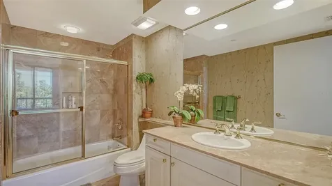 1241 Gulf Of Mexico Drive Longboat Key FL 34228