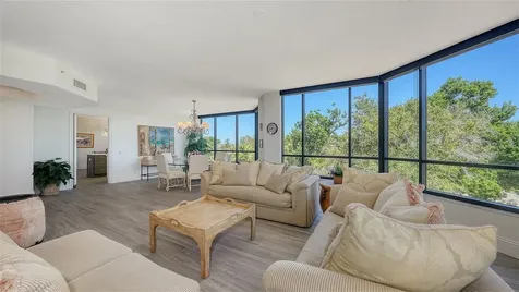 1241 Gulf Of Mexico Drive Longboat Key FL 34228