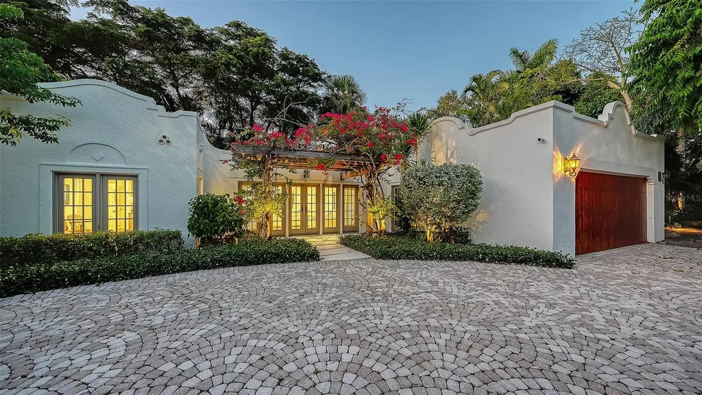 4311 Bay Shore Road Sarasota FL 34234