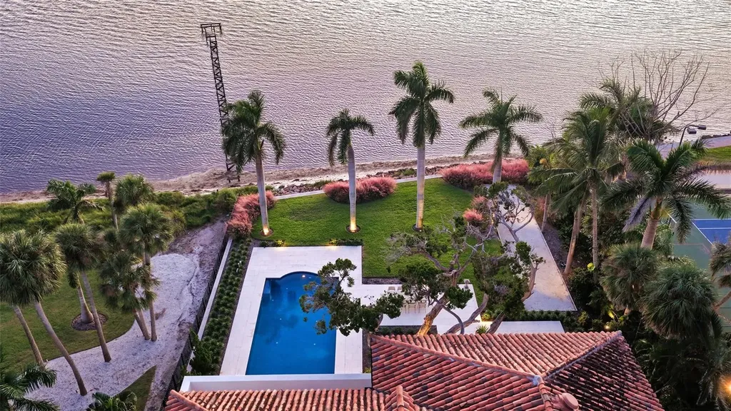 4311 Bay Shore Road Sarasota FL 34234