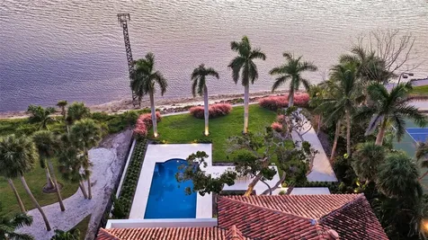 4311 Bay Shore Road Sarasota FL 34234