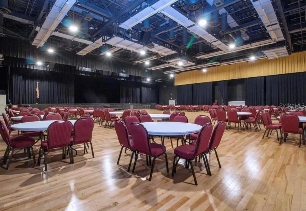 2014 Hampstead Circle Sun City Center FL 33573