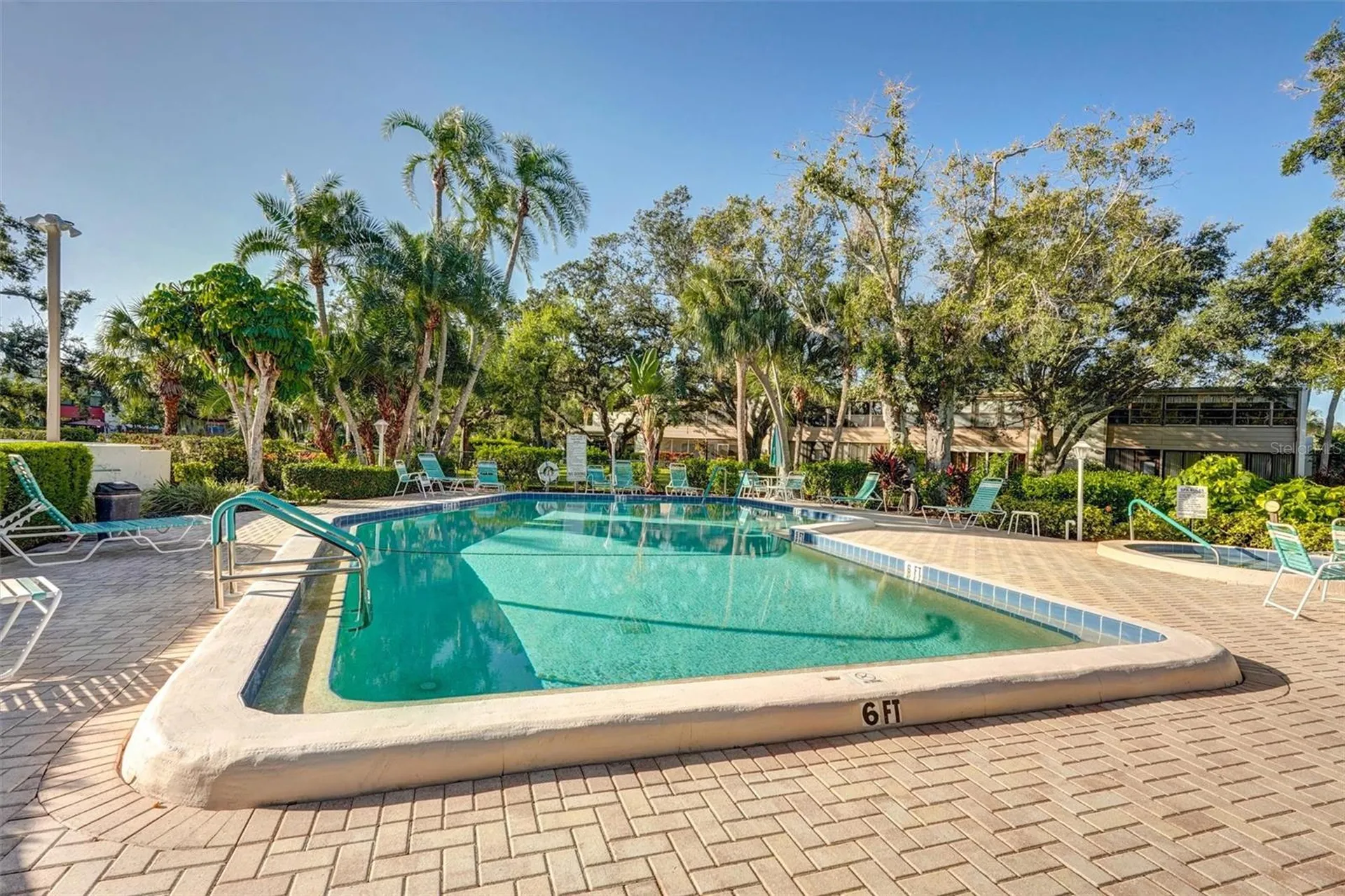 107 Pinehurst Drive Bradenton FL 34210