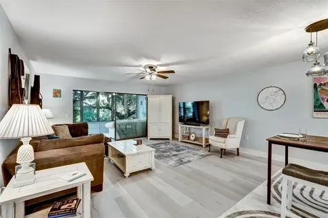 107 Pinehurst Drive Bradenton FL 34210