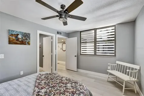 107 Pinehurst Drive Bradenton FL 34210