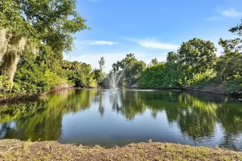107 Pinehurst Drive Bradenton FL 34210