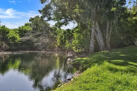 107 Pinehurst Drive Bradenton FL 34210