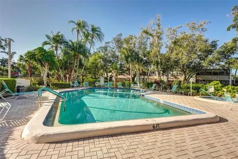 107 Pinehurst Drive Bradenton FL 34210