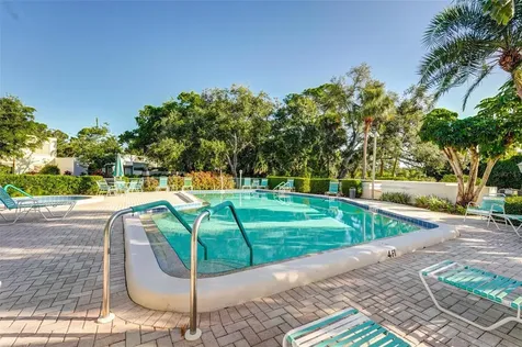 107 Pinehurst Drive Bradenton FL 34210
