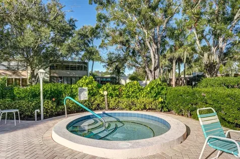 107 Pinehurst Drive Bradenton FL 34210