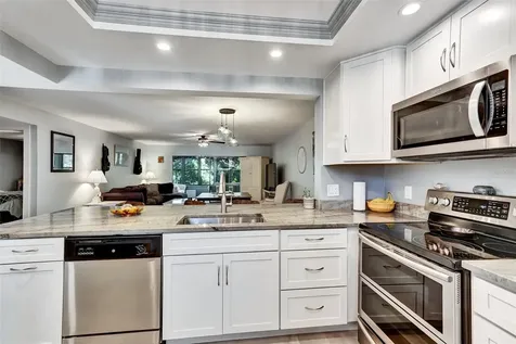 107 Pinehurst Drive Bradenton FL 34210