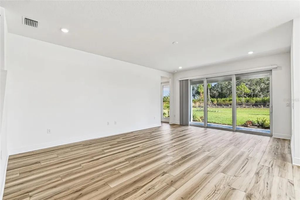 7586 Seahawk Avenue Sarasota FL 34241