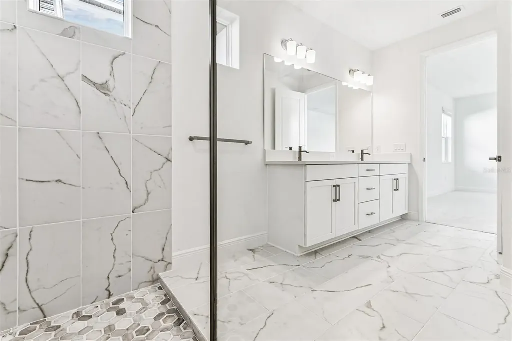 7586 Seahawk Avenue Sarasota FL 34241