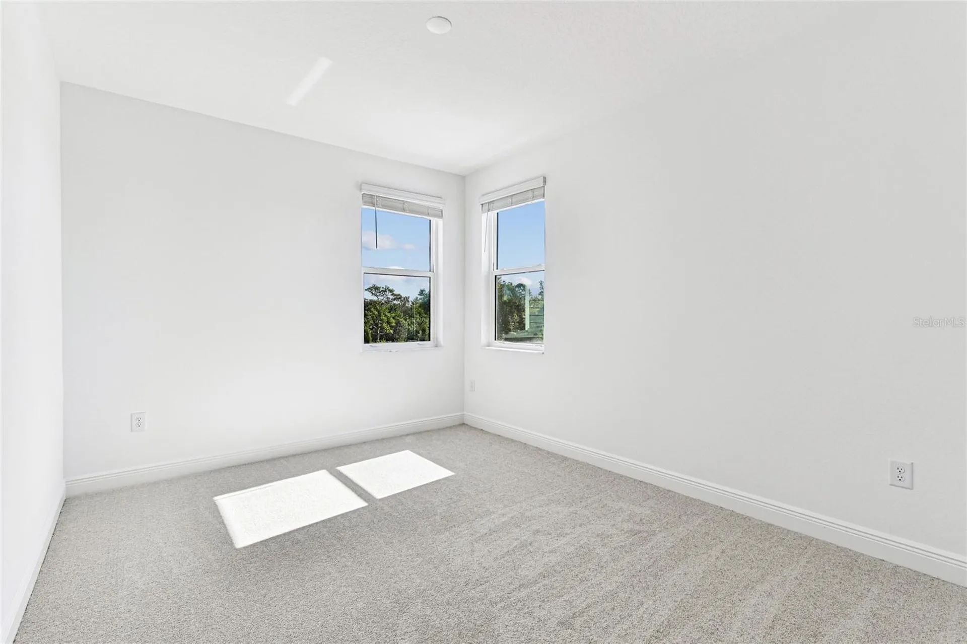 7586 Seahawk Avenue Sarasota FL 34241