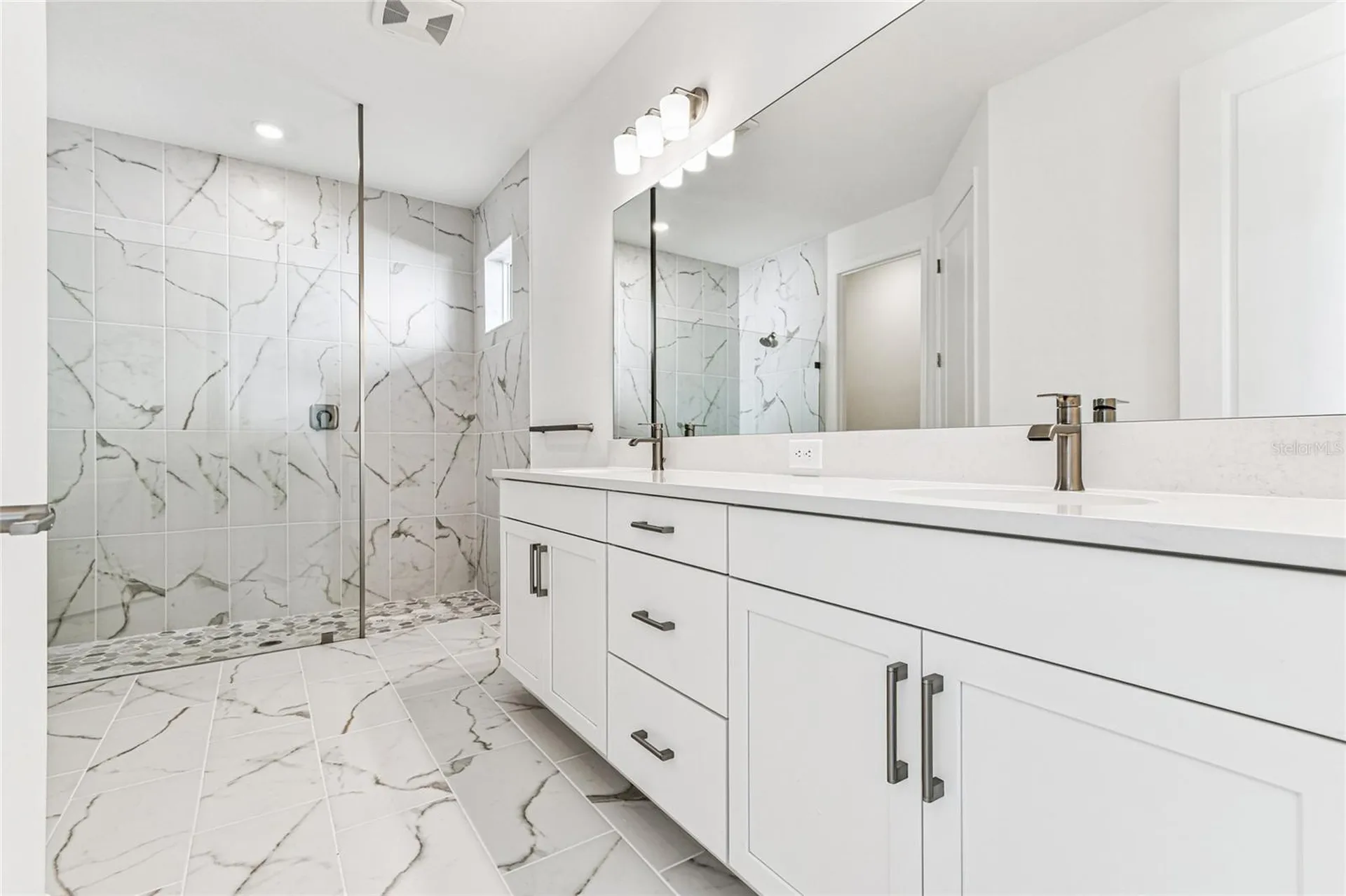 7586 Seahawk Avenue Sarasota FL 34241