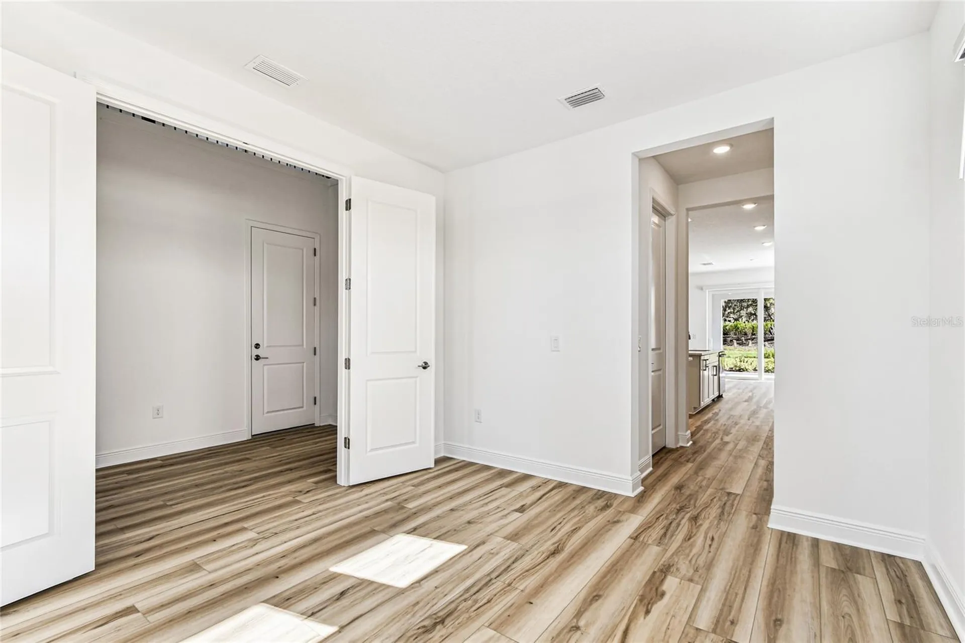 7586 Seahawk Avenue Sarasota FL 34241