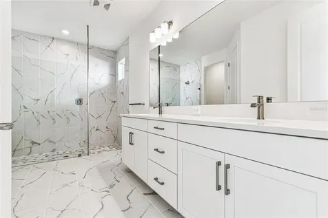 7586 Seahawk Avenue Sarasota FL 34241