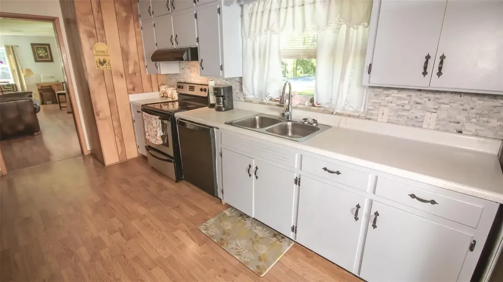 150 SW Fairway Drive Keystone Heights FL 32656