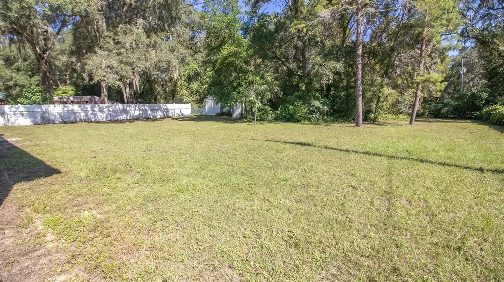 150 SW Fairway Drive Keystone Heights FL 32656