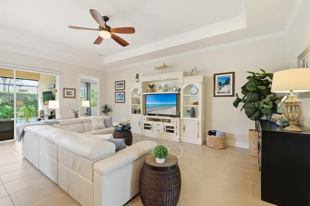 1250 Tidewater Court Bradenton FL 34208