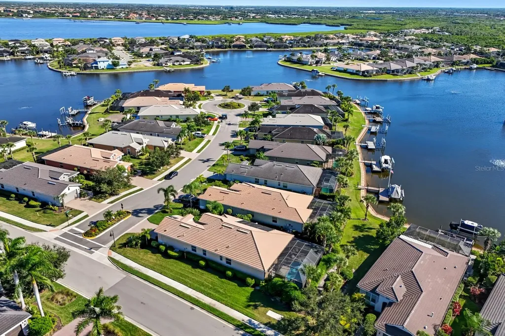 1250 Tidewater Court Bradenton FL 34208
