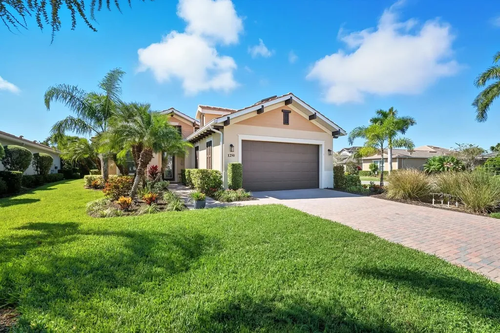 1250 Tidewater Court Bradenton FL 34208