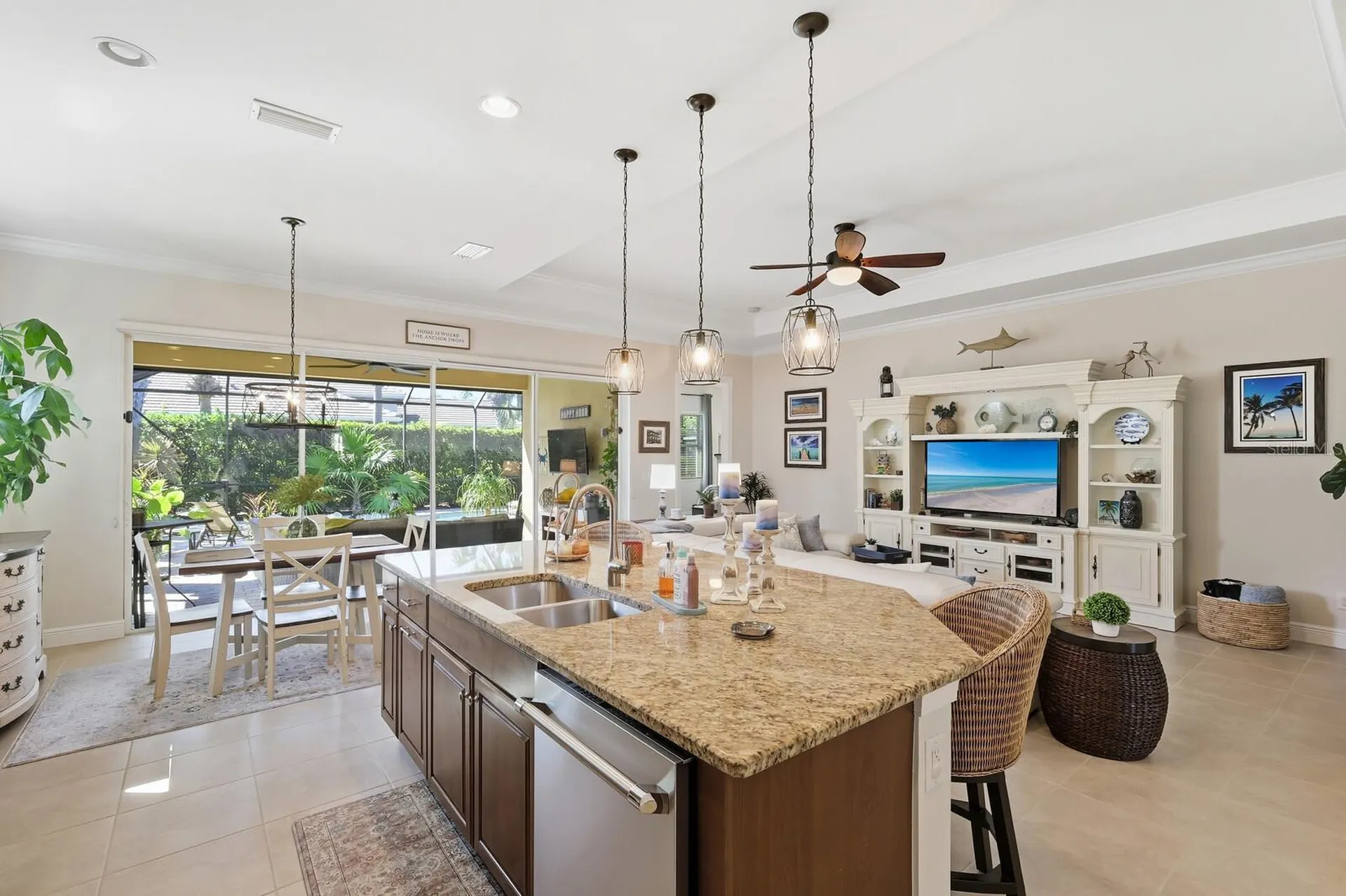 1250 Tidewater Court Bradenton FL 34208