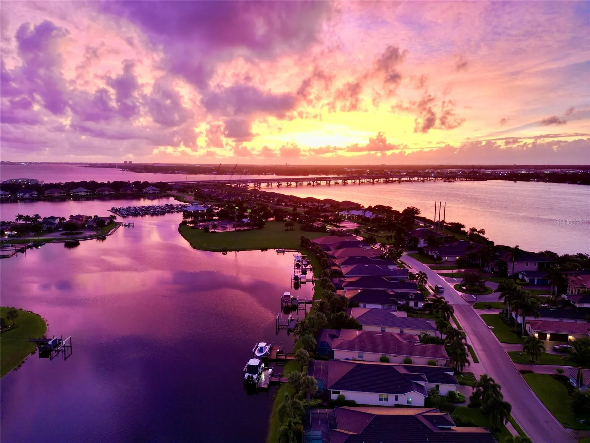 1250 Tidewater Court Bradenton FL 34208