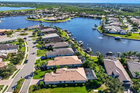 1250 Tidewater Court Bradenton FL 34208