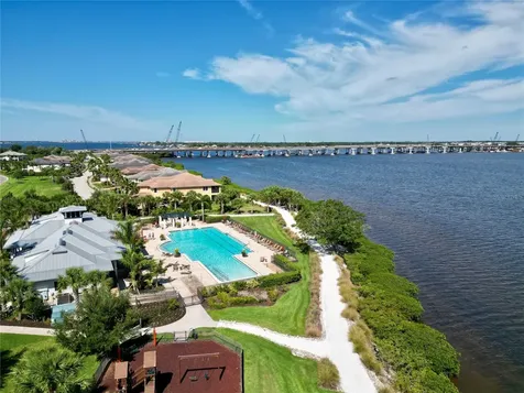 1250 Tidewater Court Bradenton FL 34208
