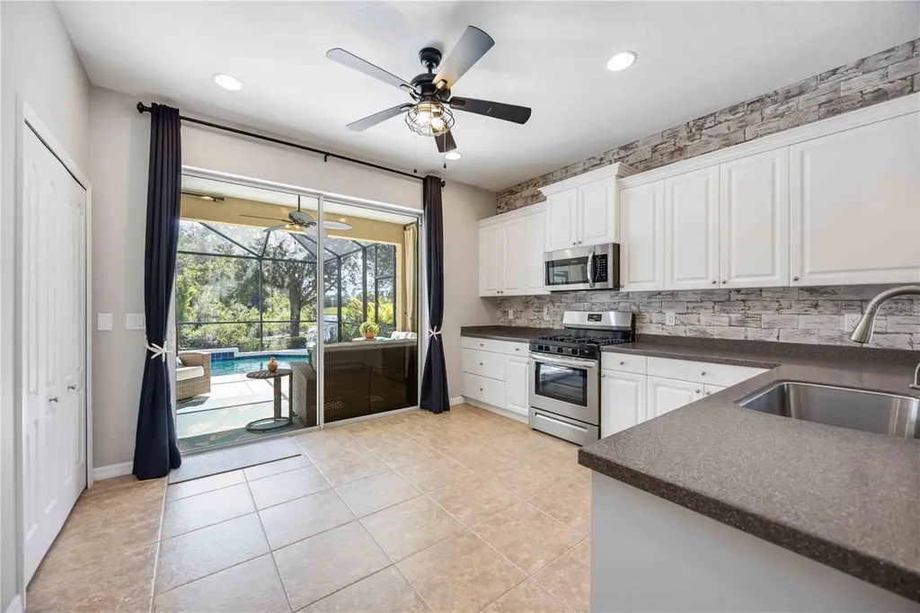 11244 White Rock Terrace Bradenton FL 34211