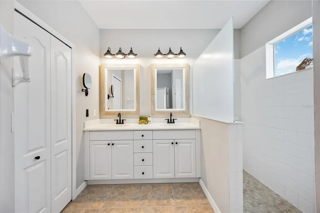 11244 White Rock Terrace Bradenton FL 34211