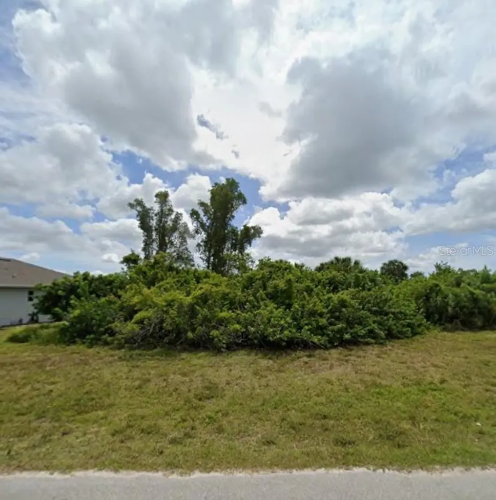 172 Spring Drive Rotonda West FL 33947