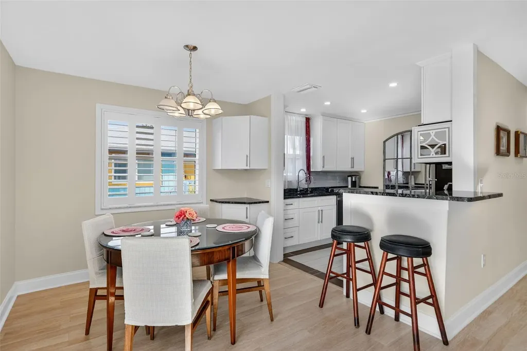2915 Avenue C Holmes Beach FL 34217