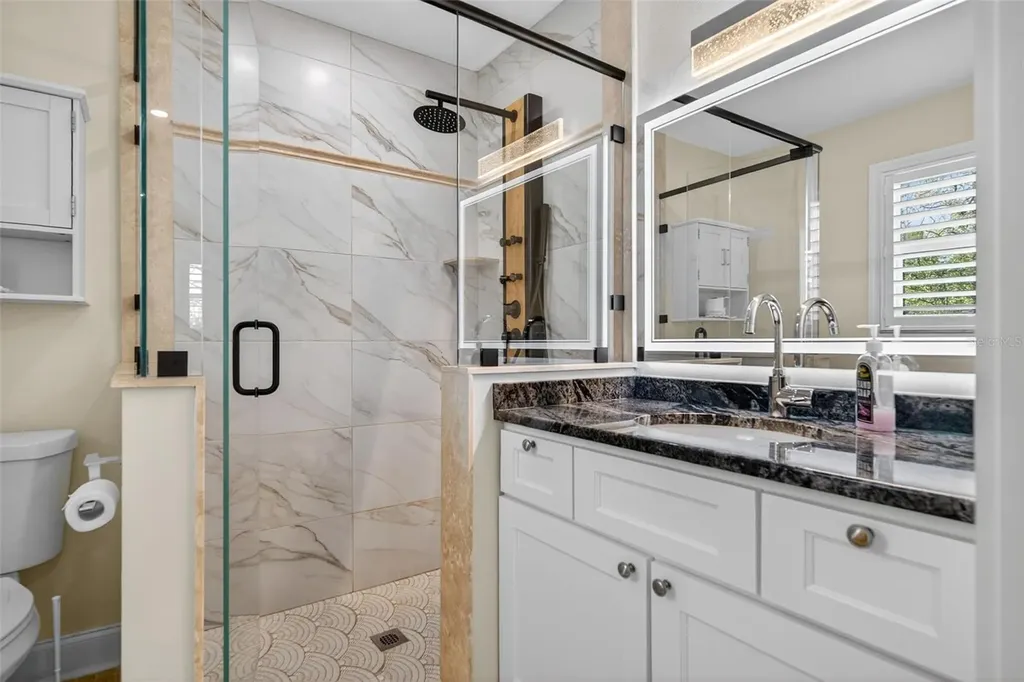 2915 Avenue C Holmes Beach FL 34217