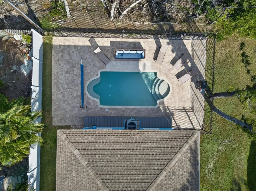 2915 Avenue C Holmes Beach FL 34217