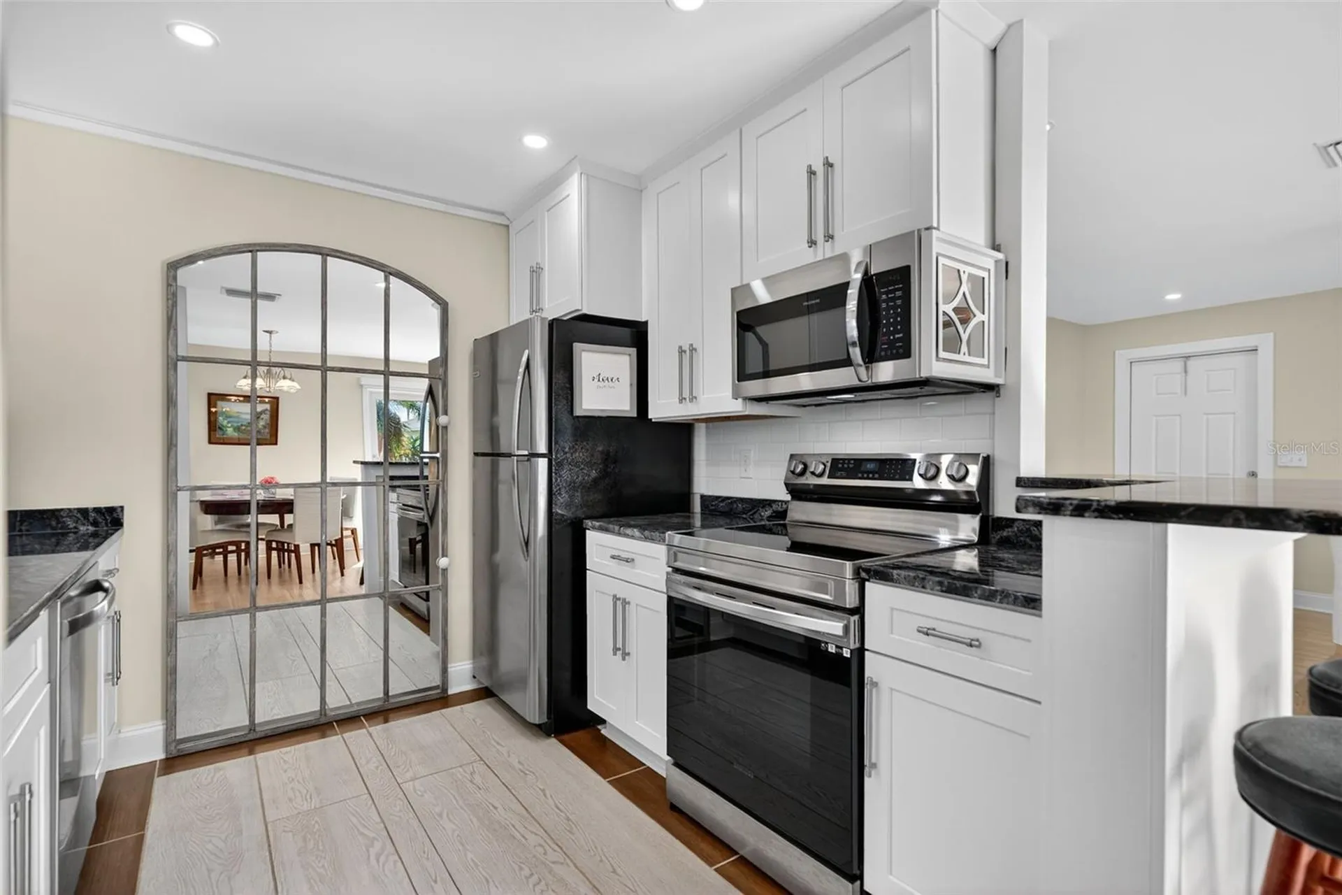 2915 Avenue C Holmes Beach FL 34217
