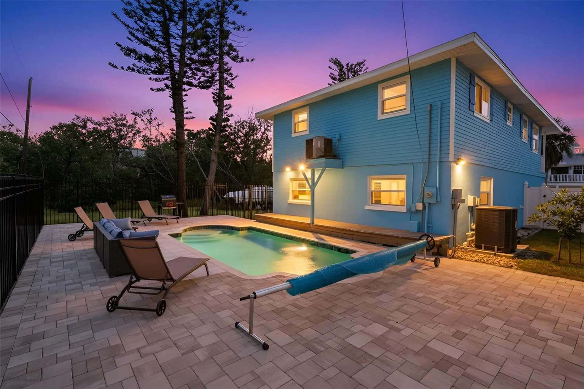 2915 Avenue C Holmes Beach FL 34217