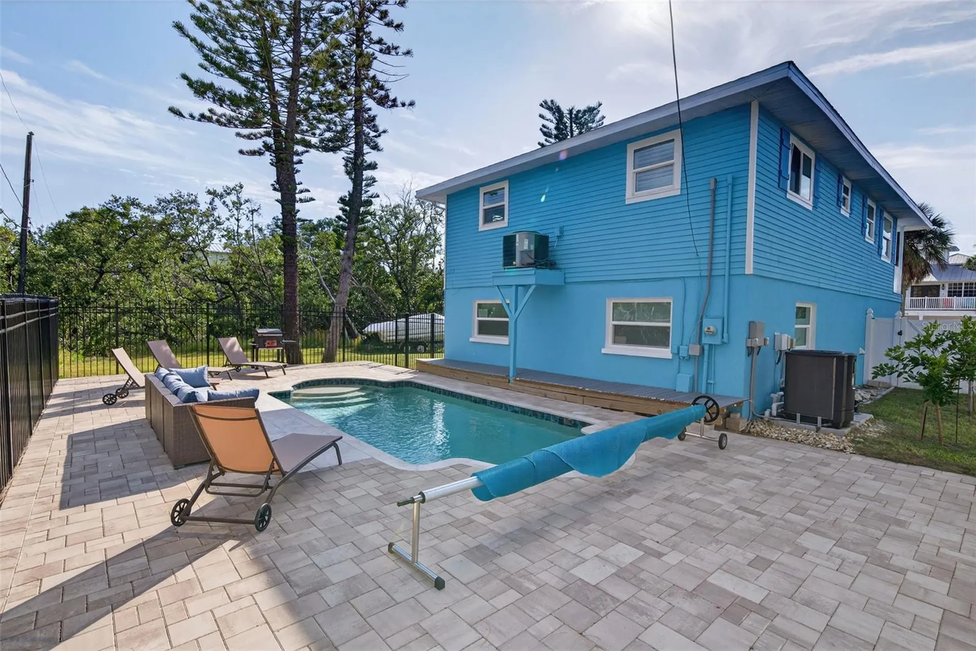 2915 Avenue C Holmes Beach FL 34217