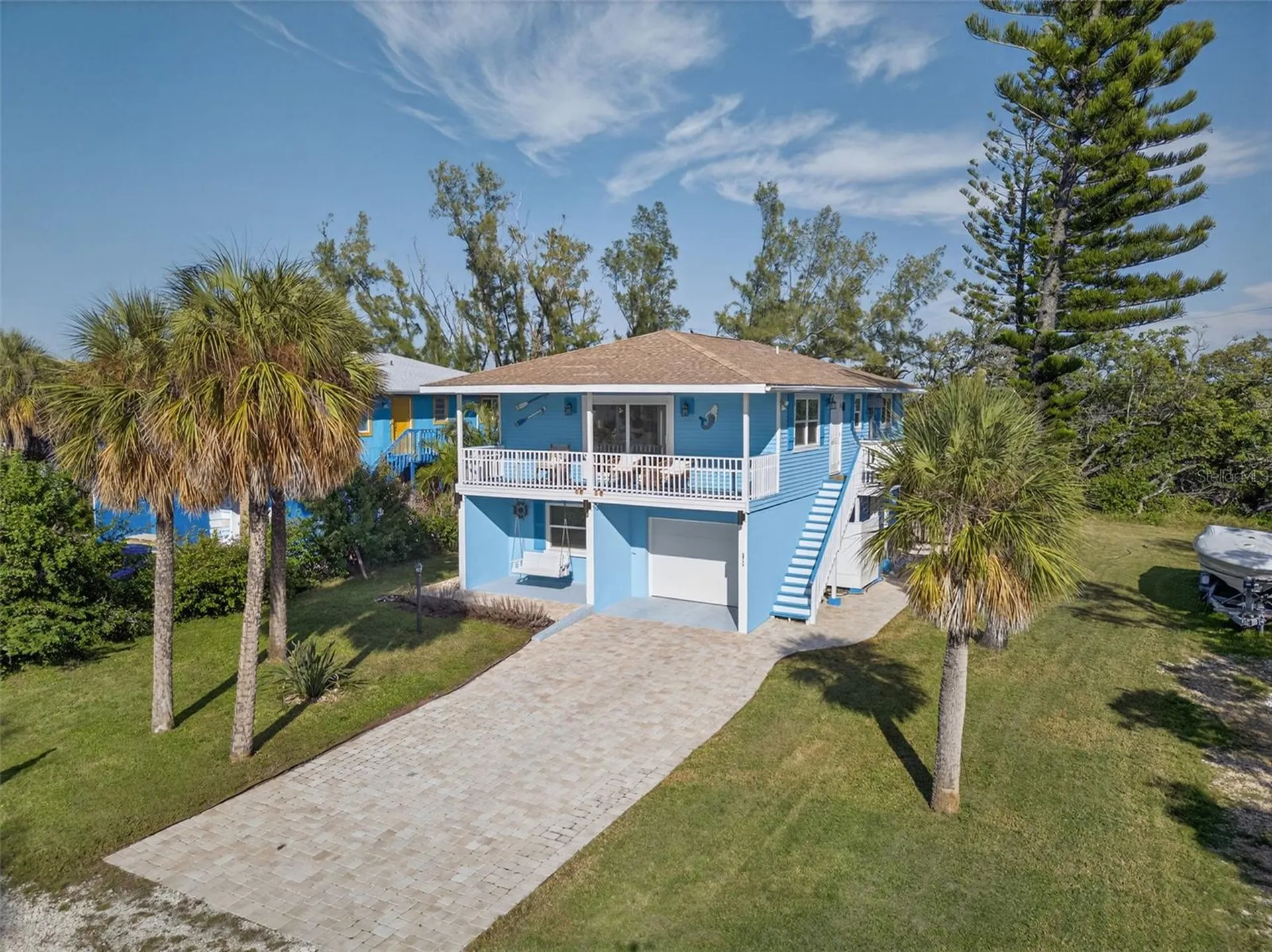 2915 Avenue C Holmes Beach FL 34217