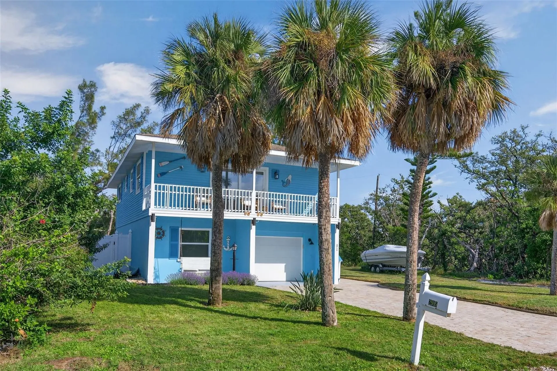 2915 Avenue C Holmes Beach FL 34217