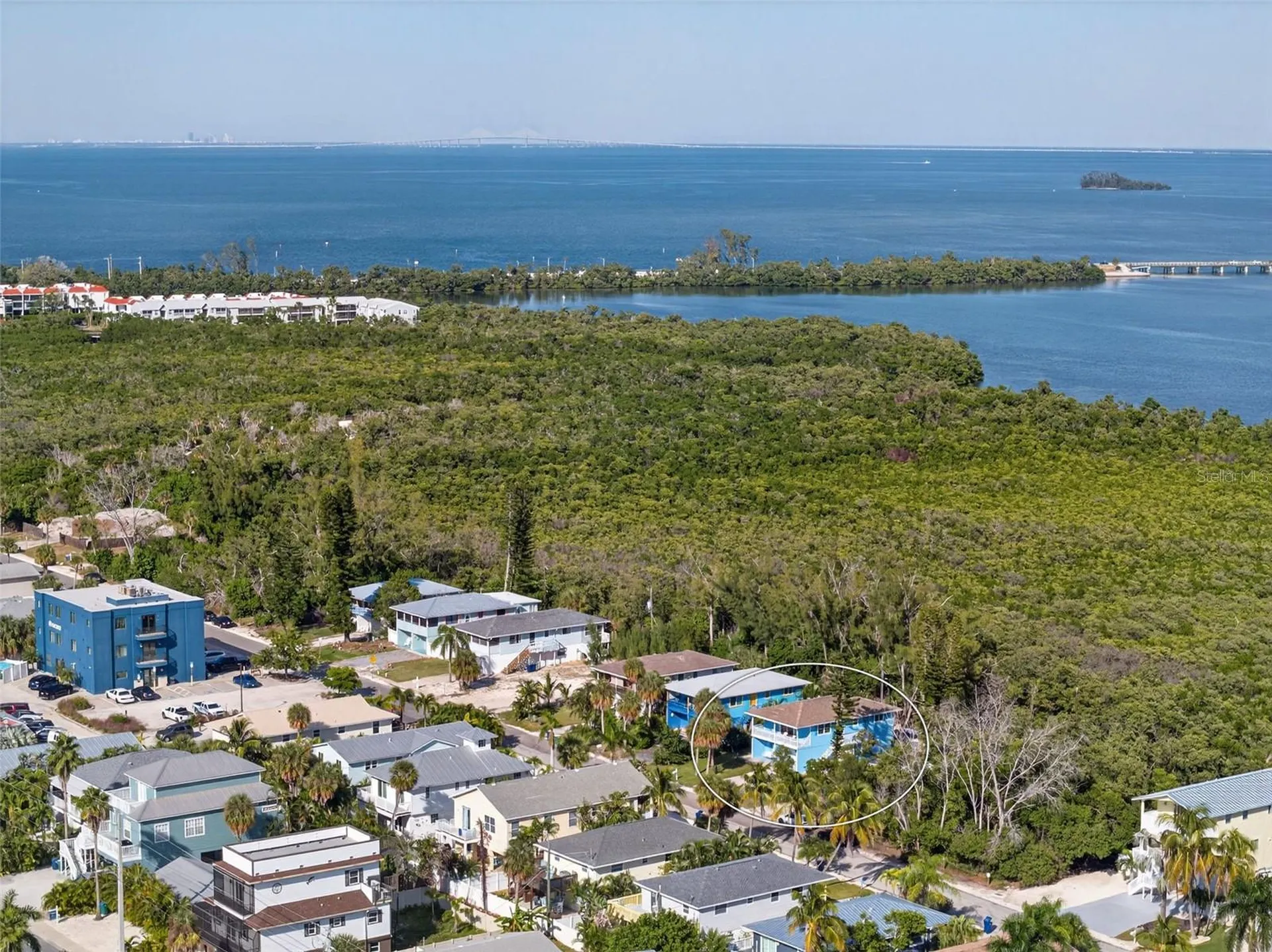 2915 Avenue C Holmes Beach FL 34217